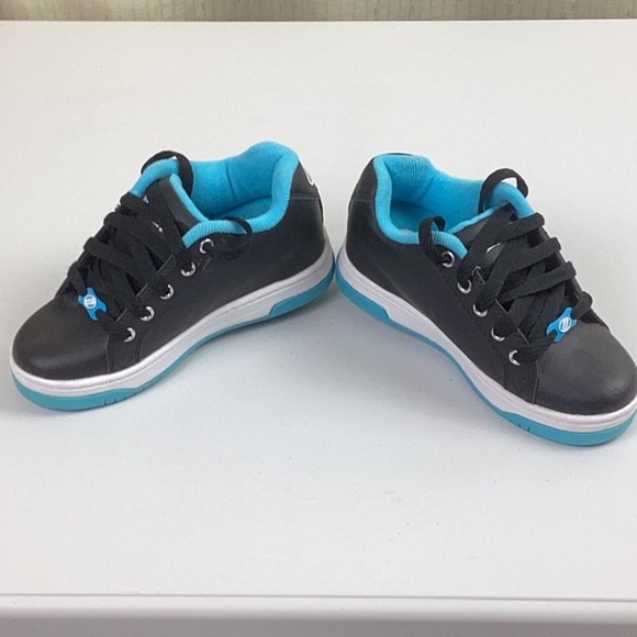 Heelys Youth Size 1 Skate Shoes - Picture 5 of 8